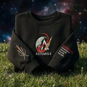 Artemis II NASA Sweatshirt - Crew Names Wiseman Glover Koch Hansen Graphic Hoodie, Space Mission 2026 Unisex