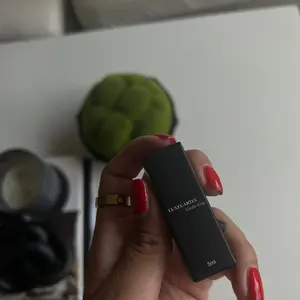 Gorilla grip Lash adhesive