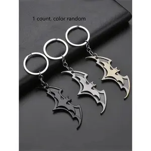 Random Color Bat Design Keychain, Creative Fashion Alloy Keychain for Men & Women, Fashion Accessories for Daily Use, Trendy All-match & Exquisite Keychain for Birthday Gift