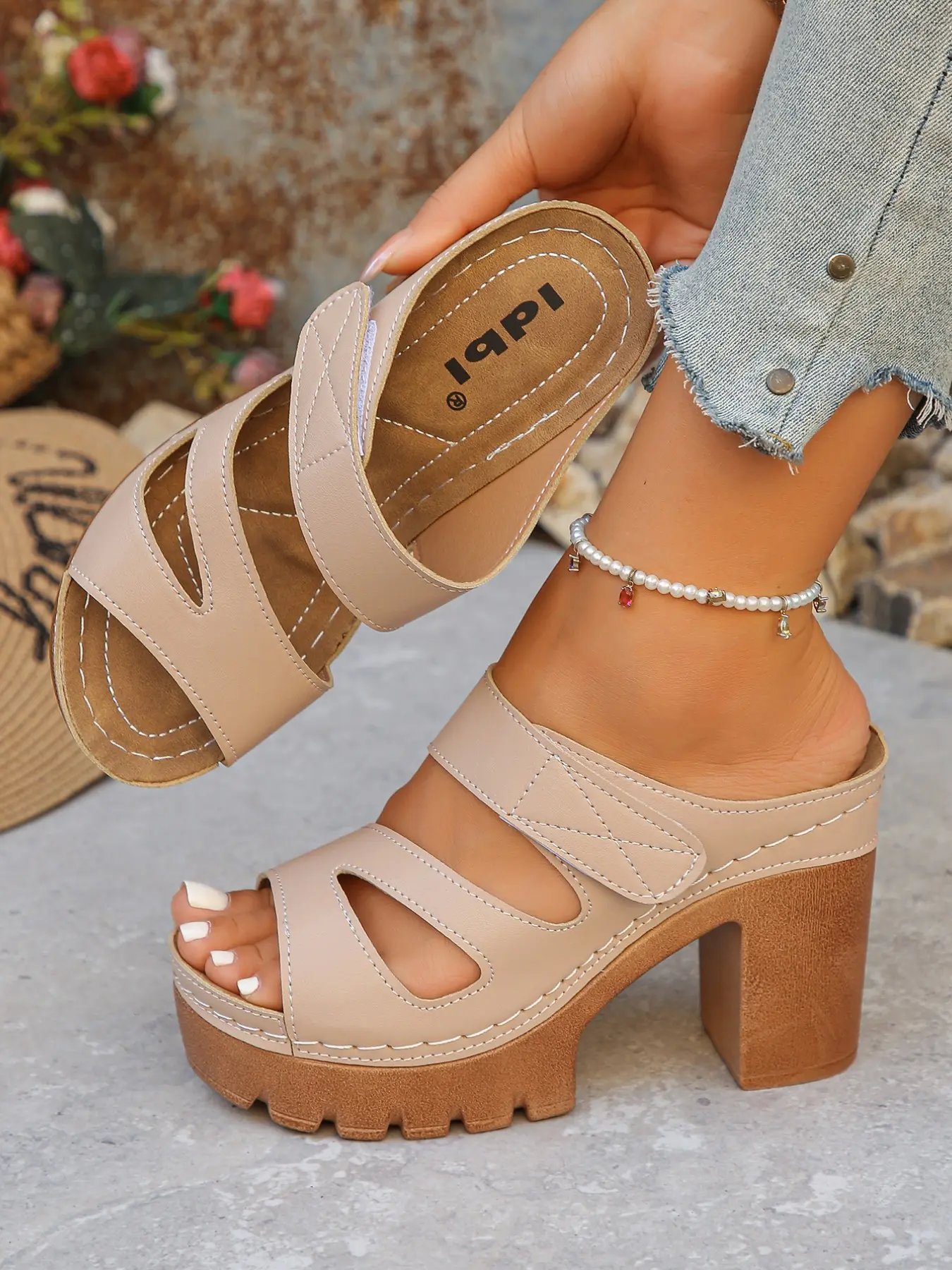 Women's Vintage Velcro Open Toe Chunky Platform Sandals, Thick Sole Adjustable Fashion Trend High Heels, Fashionable Footwear for Outdoor Summer Wear