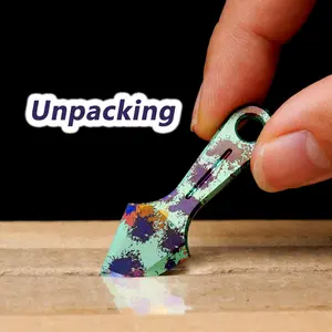 Ultra-Mini Titanium Alloy Pry Bar, Outdoor Camping Emergency Portable Edc Tool Accessory, Portable Hand Tool, Compact and Durable, Ideal for Hiking and Survival Kits, Portable Tool Accessories