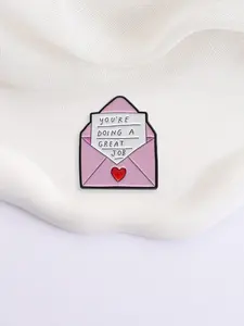 Encouragement Letter Cartoon Enamel Pin Cute Heartwarming Design with Pink Envelope and Youre Doing A Great Job Quote Positive Message Brooch for Backpack Journal Office Decoration Gift for Students Friends Encouragement Accessories
