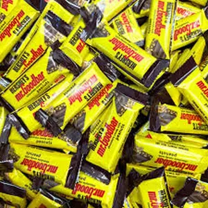 Mr. Goodbar Candy Bars, 2 lb Bulk Pack, Individually Wrapped Peanut Chocolate Bars for Sharing, Parties, Office & Classroom Treats