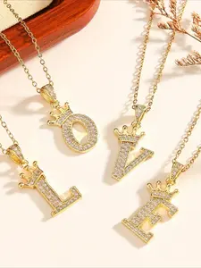 1pcs Fashion Crown Initial Letter Necklace 26 A-Z Letters Personalized Initial Necklace Holiday Gift for Family
