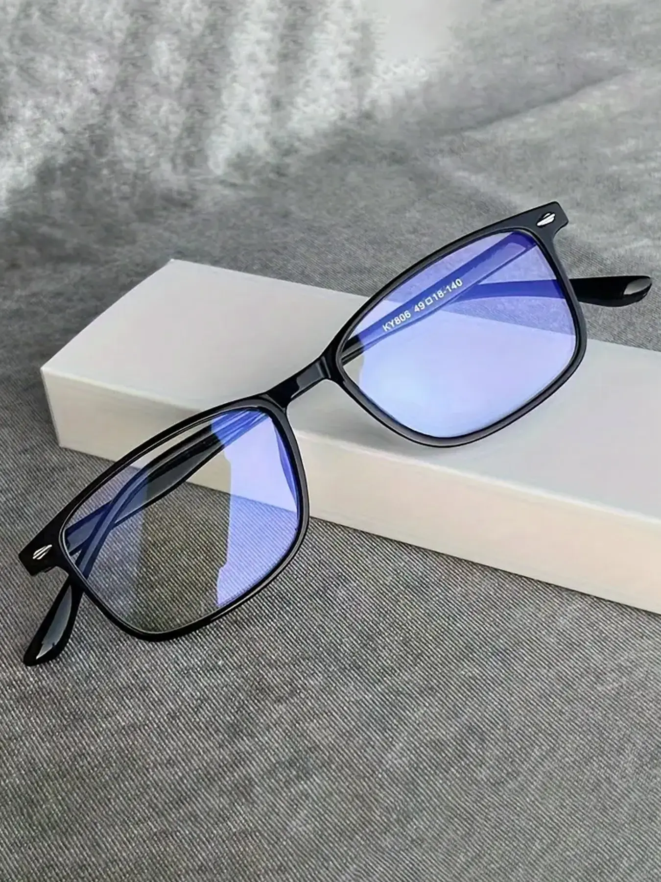Unisex Anti-Blue Light Glasses, Blue Lights Glasses, Anti Eyestrain Eyewear, Casual Style Plain Design, Casual Eyeglasses, Metal Frame Material, All Season Wear, Fda Registered Eyewear
