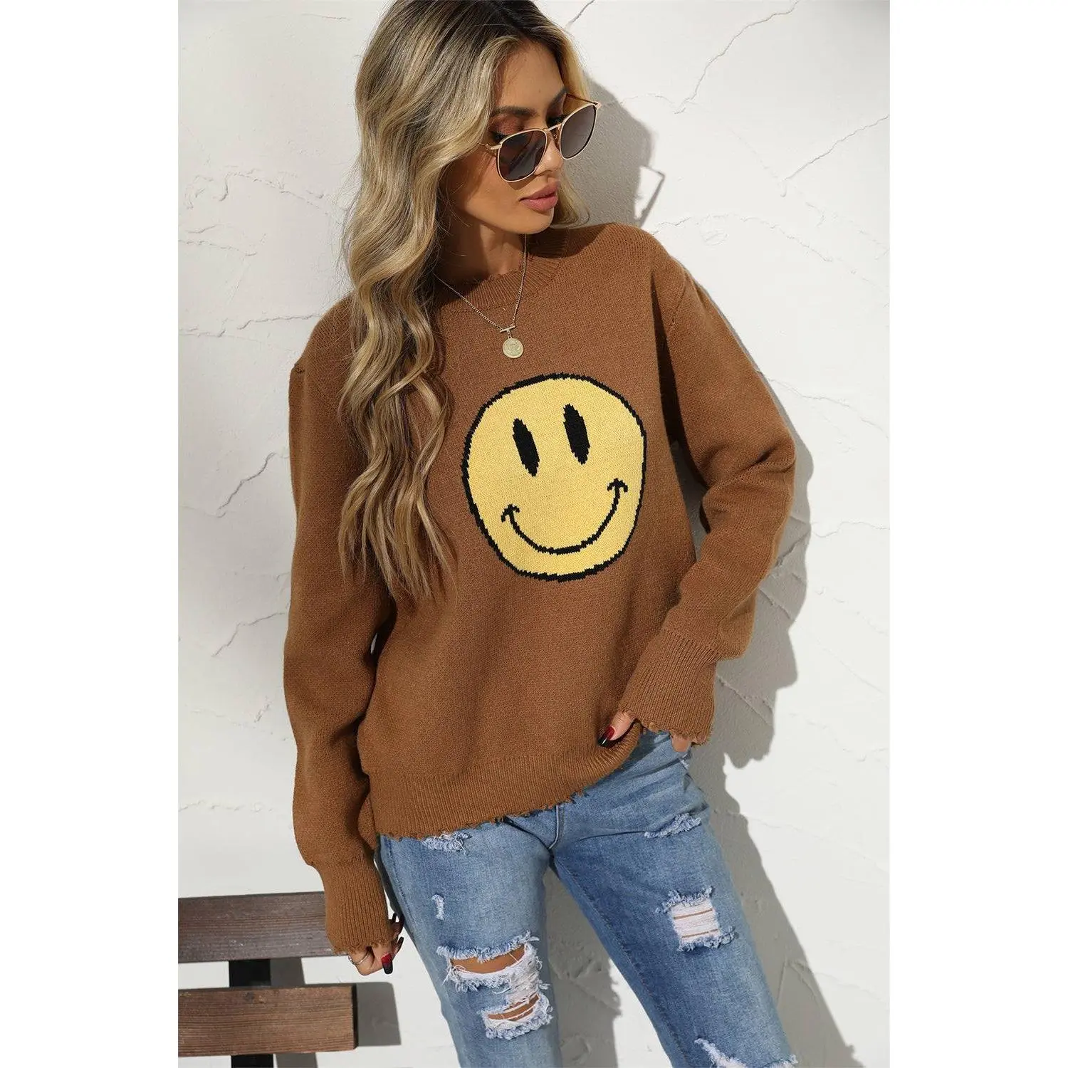 Round Neck Long Sleeve Smily Face Graphic Sweater