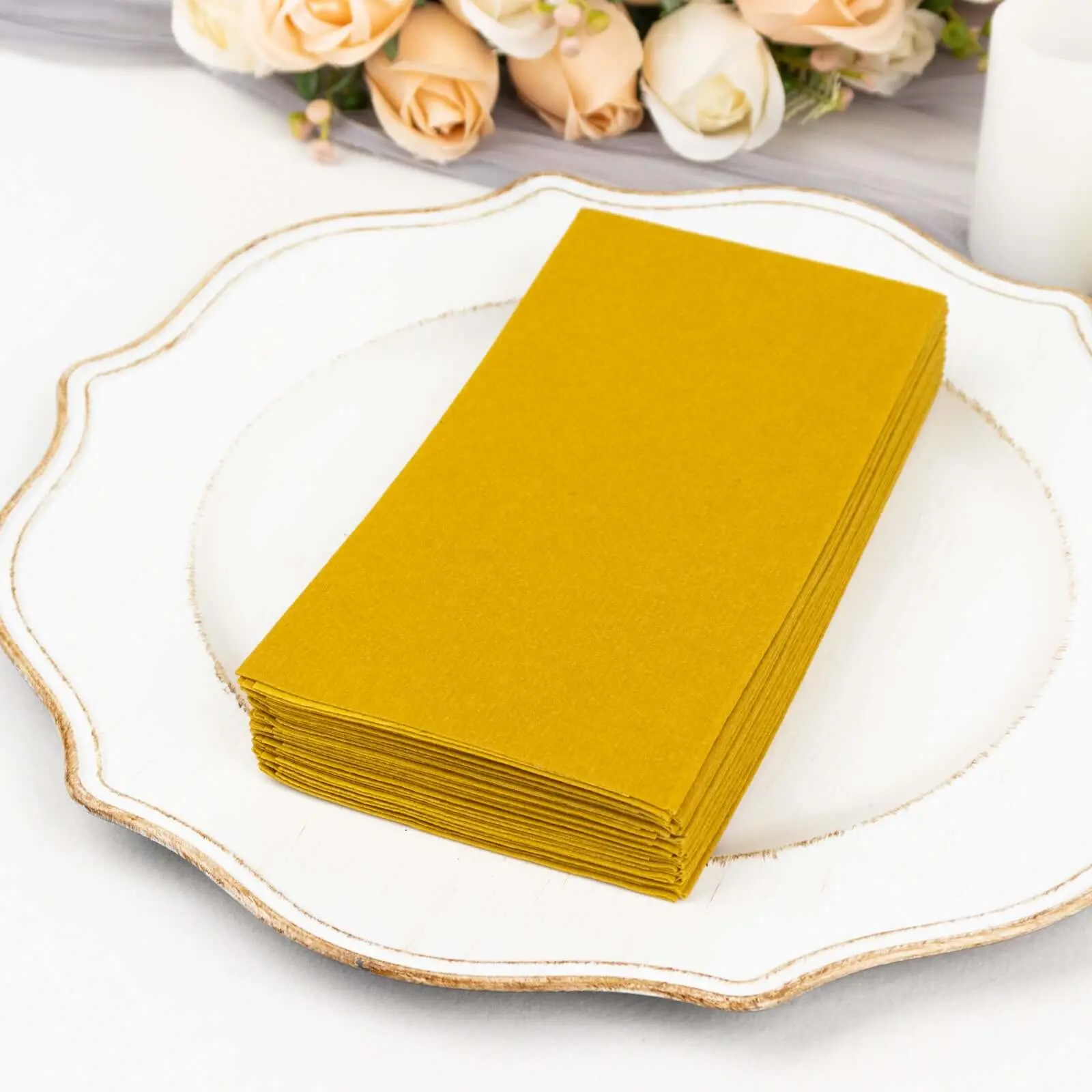 20-Pack Disposable Linen-Like Gold Airlaid Paper Napkins (8.5"x4"), Soft Hygienic Guest Towels, Low-Maintenance Tableware for Birthday, Formal & Casual Dining
