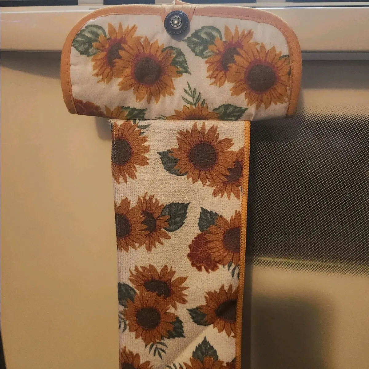 Oven Towel - Effective Cleaning Tool for Kitchen Use
