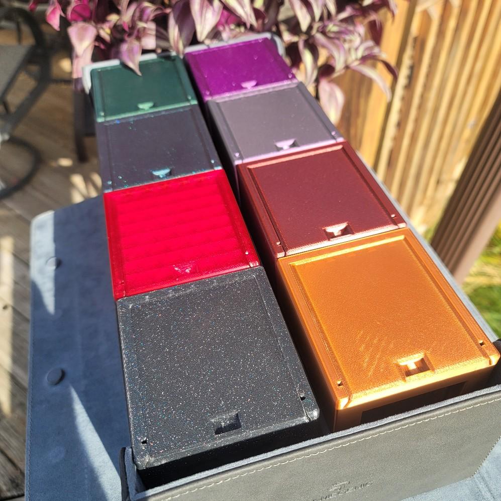 B33F BOX V2 - Shimmer Green - Commander Deck Box B33F BOX V2 - Shimmer Green - Commander Deck Box
