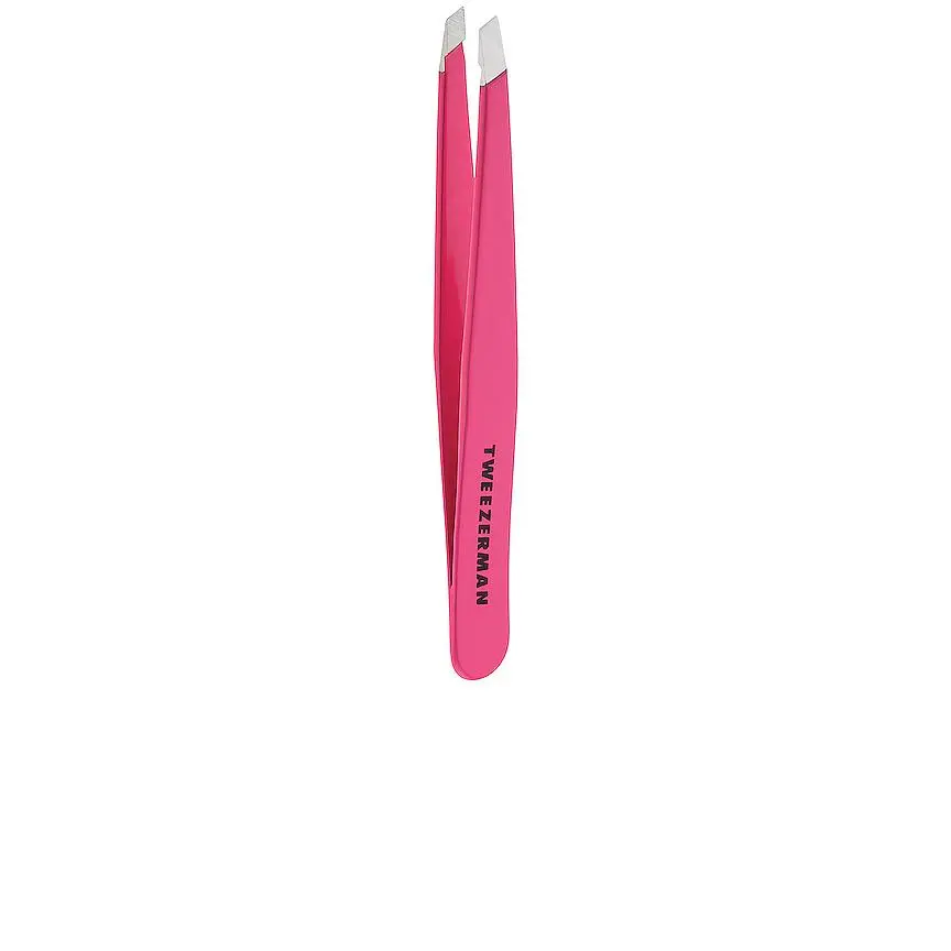 TWEEZERMAN Slant Tweezer in Pretty in Pink