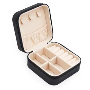 Mini Jewelry Travel Case, PU Leather Travel Jewelry Organizer Box, Small Portable Portable Jewellery Storage Holder for Womens Rings Earrings Necklaces Bracelets