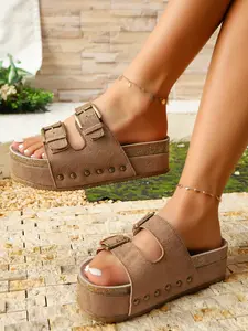 Retro metal buckle thick soled sandals for women, with adjustable double buckle straps for comfort and breathability, wear-resistant sole, summer outdoor rivet sponge sandals, open toed sandals for daily casual wear, beach sandals, Breathable Sandals