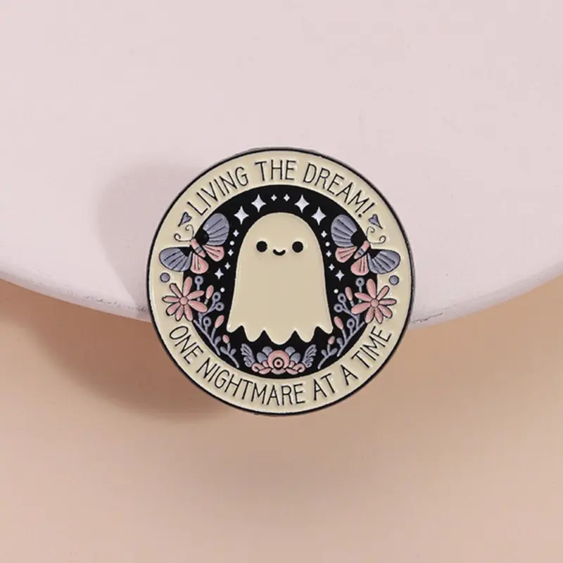Cute Ghost Design Brooch, Round Cartoon Brooch for Jackets, Bags and Hats, Fashion Accessories for Women & Men, Durable Alloy Lapel Brooch Pin
