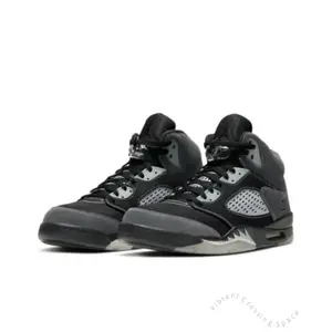 Retro-style Anthracite black and gray color scheme casual sports versatile durable and comfortable basketball shoes