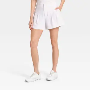 Women's Woven High-Rise Pleated Golf Shorts - All In Motion White L