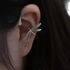 No-Piercing Dragonfly Ear Cuff, Stylish Ear Climber for Women, Easy Ear Accessory
