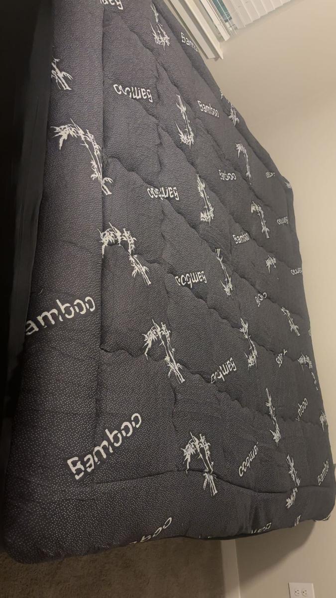 Item: Dark Gray, King