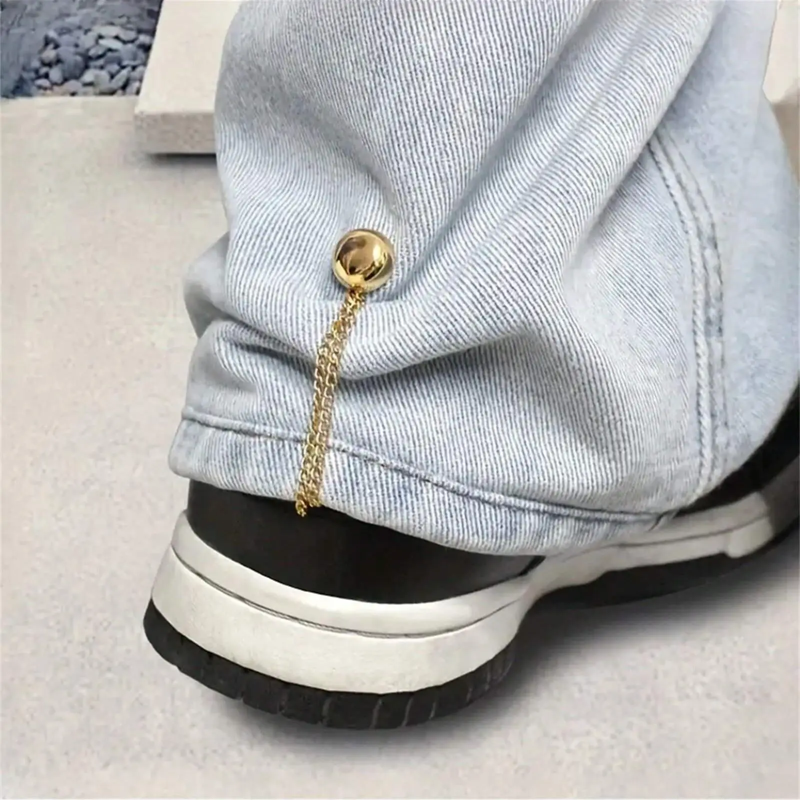 Adjustable Magnetic Pants Clip, 2 Counts Durable Alloy Hem Clip, Portable Sewing Supplies for Daily Commuting, Sports Fitness, Photography Modificatio