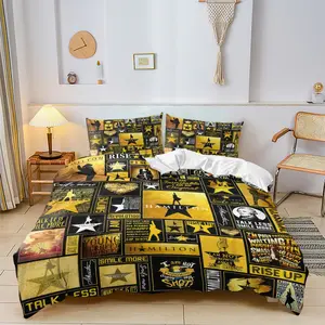 This Hamilton-themed printed bedding set, including duvet cover and pillowcases, creates a trendy and artistic bedroom atmosphere, suitable for bedrooms, dormitories, hotels, and other settings.