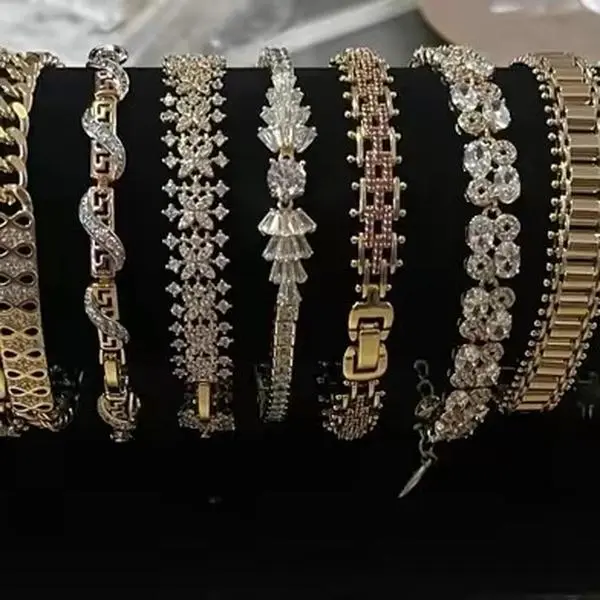 Laminated Gold Jewelry Accessory