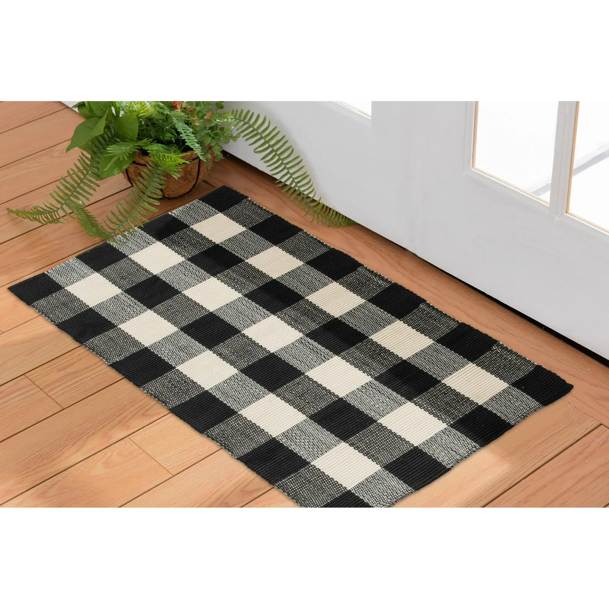 24" x 36" Black & White Plaid Outdoor Rug - Indoor Outdoor Layering Area Rug - Farmhouse Style Woven Doormat - Stain & Fade Resistant Accent Rug for Home & Patio