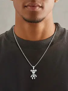 Peace Bear Silver Color Bear Pendant Stainless Steel Necklace, Anti-Fade Teddy Bear Jewelry Gift, Adorable Pendant Necklace, Cute Fashion Accessory for All Seasons