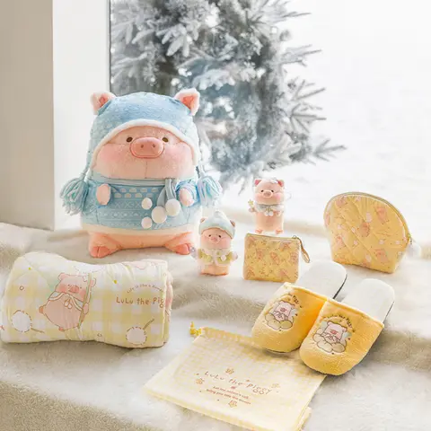 52TOYS LuLu the Piggy Winter Series  Kawaii Creative Gift Room Decor Desktop Decoration Gift for  Birthday Party Money Bear Money Organizer Box