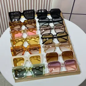 14-piece women's square glasses set |     Fashionable and simple casual glasses, inspired by European and American trends, with sturdy plastic frames and colored lenses, suitable for social events and parties