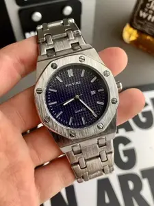 High-End Business Men's Octagonal Quartz Watch, Fashion Brushed Steel Band, Waterproof, Calendar Window, Casual Business Sports Watch