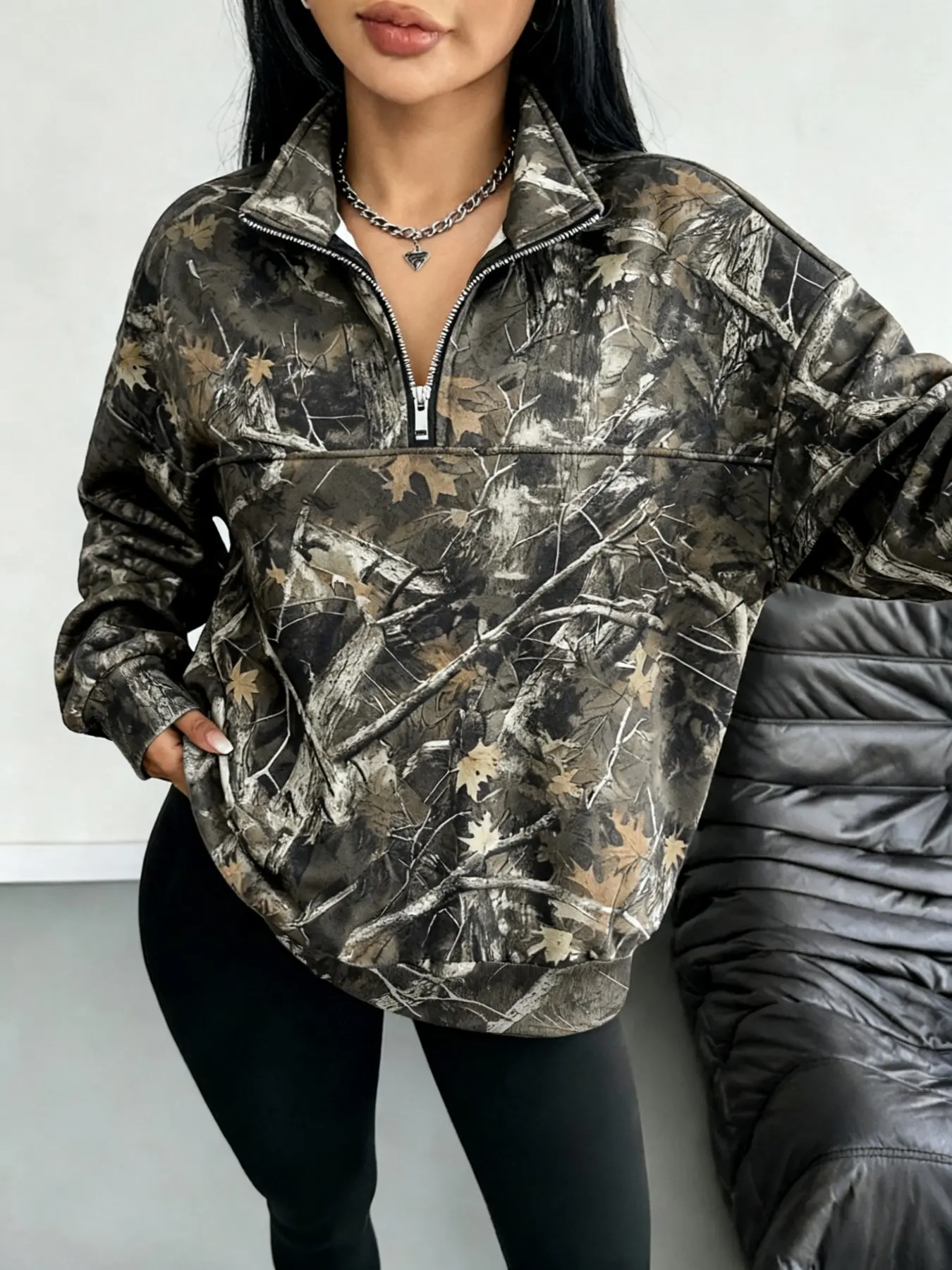Women's Street Vintage Camo Full Print Long Sleeve Zipper Hoodie, Casual Fall & Winter Clothing, School Reunion, Teacher, Daily Wear, Womenswear Pullover Sweatshirts, Casual Pullover Tops, Graphic Casual Hoodie, Camo Printed Hoodies, Fashion Hoodie