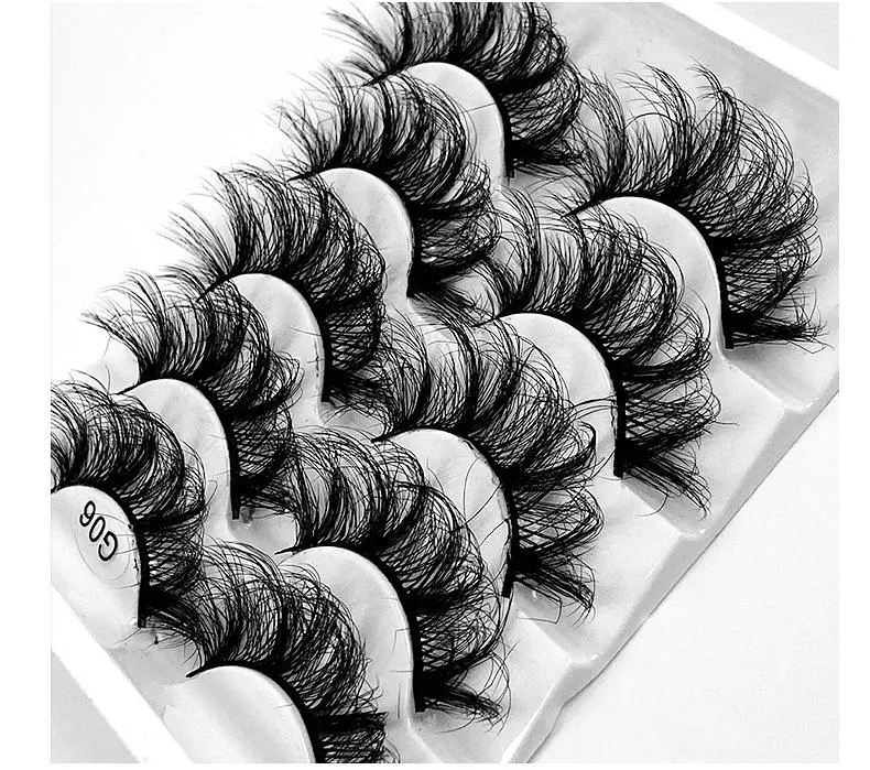 Individual Eyelash Clusters, Hypoallergenic DIY Extension Kit, 100% Handmade False Lashes in Manga & Winged Styles for a Natural Look, Lash Extensions, Eyelashes Extensions