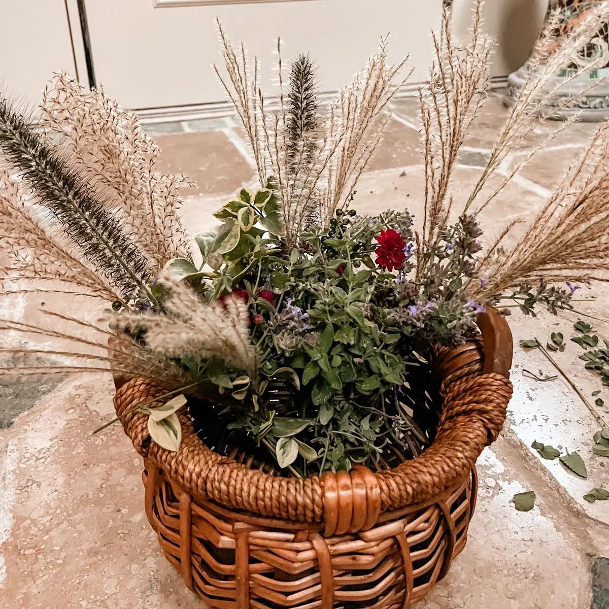 Dried fall wildflower bouquet Dried fall wildflower bouquet