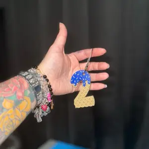 End Of The Year Sale Ice Cream Drip Bag Tags - Fun Waffle Cone Design for Festive Season