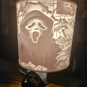 Figurine 3D Printed Ghost Face Lamp With Lithopone Shade