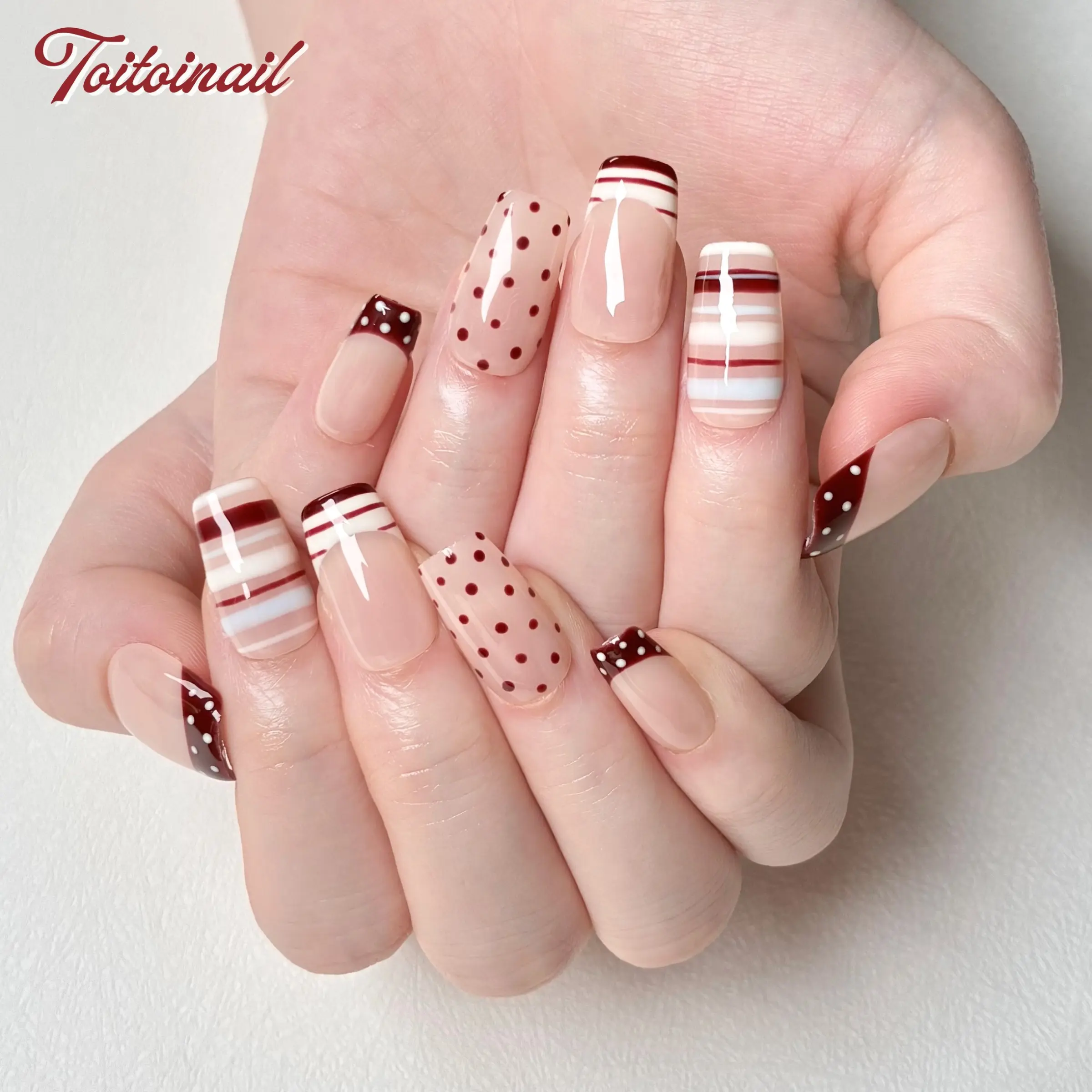 Burgundy Dots Handmade Press-On Nails, False Nail Set, Press On Sets, Short Square Shape, 10pcs, Nude Base Burgundy Polka Dot Stripe French, Vintage Y2K Aesthetic, For Daily, Date, High Gloss, Reusable DIY Nail Art Summer Nails