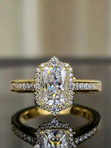 1 PC Glamorous Shining Rectangle Zircon Golden Ring for Women Exquisite Trendy All-match Engagement Wedding Promise Ring Elegant Ladies Fashion Jewelry for Party Daily Clothing Decor Accessories as Anniversary Birthday Valentine's Day Gift for Girlfriend