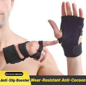 Unisex half-finger training gloves, suitable for fitness, bodybuilding, weightlifting, strength training, and dumbbell exercises, providing protection for hands and wrists.