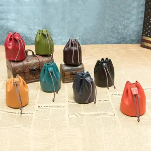 First layer oil wax cowhide small wallet, retro lipstick storage bag, mini small bag, genuine leather coin drawstring coin purse, zero wallet