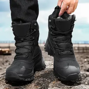 Men’s outdoor tactical hiking boots, perfect for outdoor winter activities and also suitable for use in cold winters. Boys' walking shoes - black boots