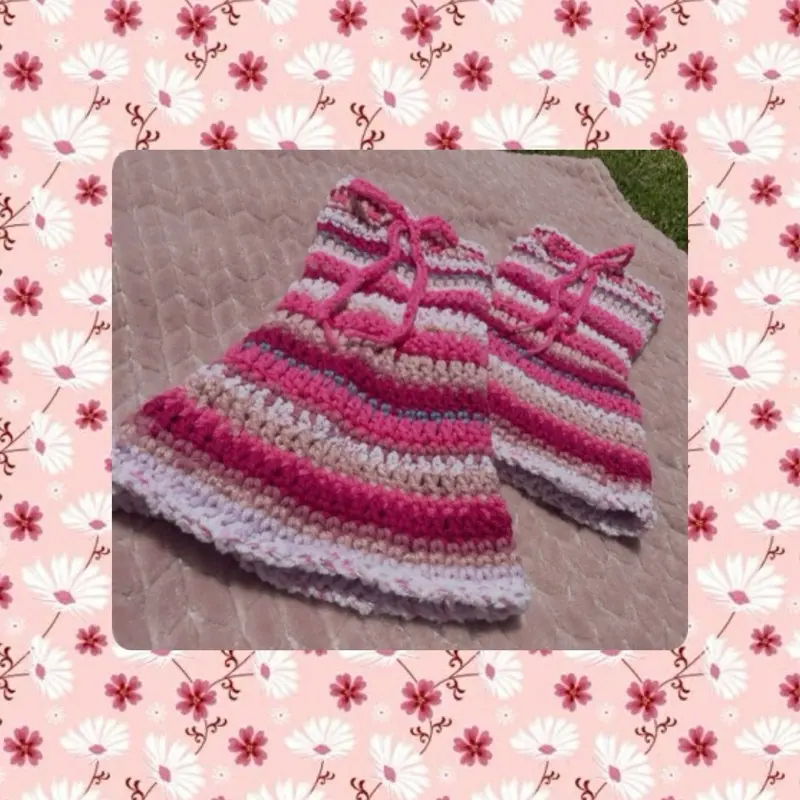 Pink Leg Warmers - Womenswear Pink Accessory, Colorful, Comfortable Design, Perfect for Cold Weather