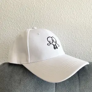 UVST embroidered white cap / baseball hat