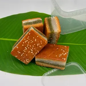 Charcoal-Grilled Coconut Durian Pandan Cake 14.1oz/pack - Bánh Xà Lam Dừa Lá Dứa Nướng Than 400g/hộp
