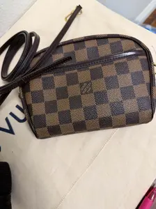 Pre-owned Louis Vuitton leather Crossbody Bags Louis Vuitton