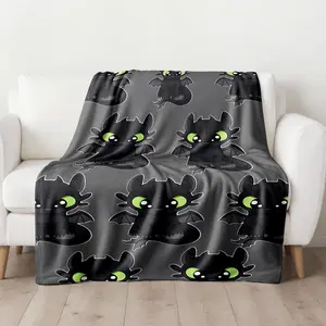 How to Train Your Dragon Toothless Throw Blanket (Cute Chibi Design) - Night Fury Toothless Watercolor Motif Prints, Skin-Friendly & Machine Washable, High-Grade Plush & Double Warmth, Multi-Scene Use, Perfect Gift for HTTYD Fans