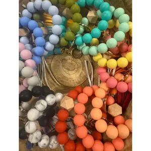 SILICONE BEAD WRISTLET KEYCHAIN