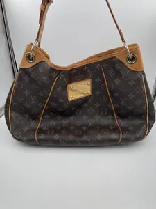 Pre-owned As Shown As Shown Louis Vuitton MONO CLASSICAL SHOULDER BAG