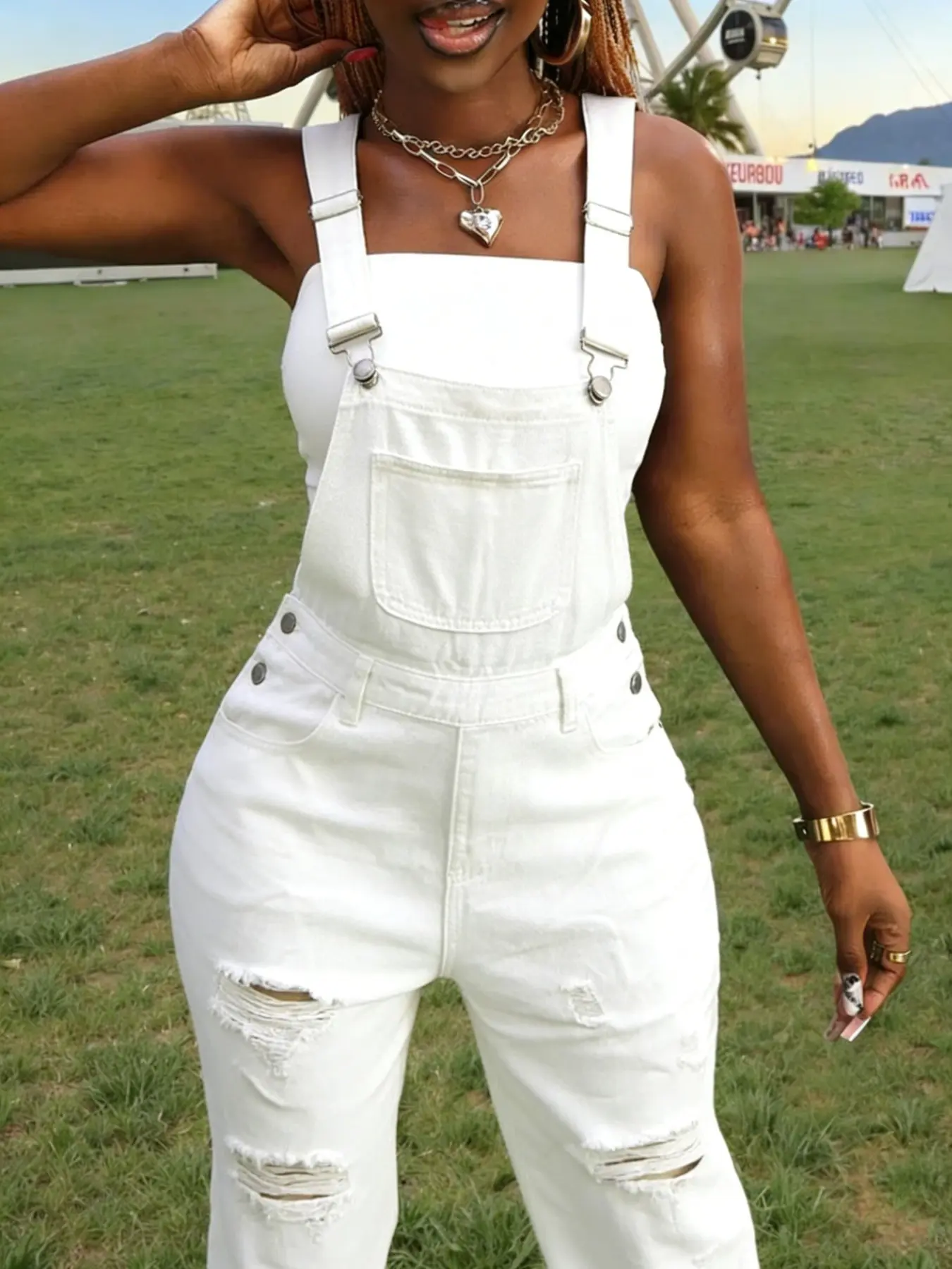 Women’s Casual White Denim Overalls, Distressed Straight Leg Jumpsuit with Adjustable Straps, Comfortable Full Length Bib Pants for Daily Life, Outdoor Activities, Concerts, All Occasions, Denim Bib Coveralls