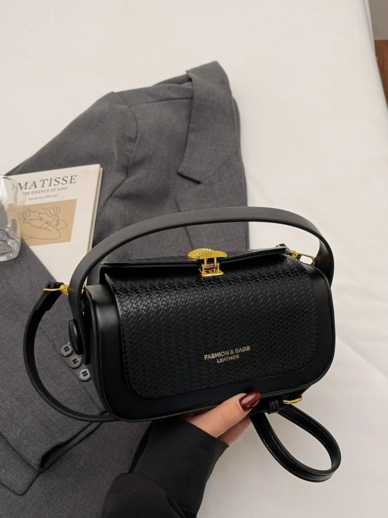 1pc  Ladies' crossbody bag, solid color, clean color, handbag, letter hardware, fashionable, versatile, exquisite and trendy, suitable for white-collar workers, commuting, shopping, dating, ladies' crossbody bag, Everyday crossbody bag