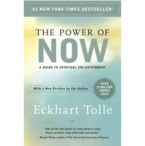 The Power of Now : A Guide to Spiritual Enlightenment by Eckhart Tolle - Paperback