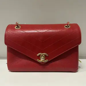 Pre-owned CHANEL Red Coco Chevron Envelope Flap Bag